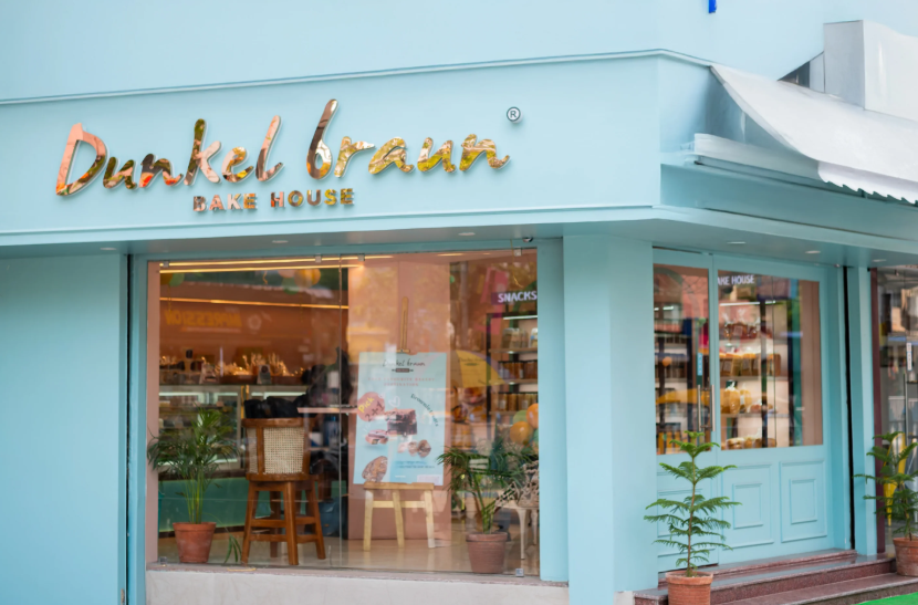 Dunkel Braun Bangur storefront