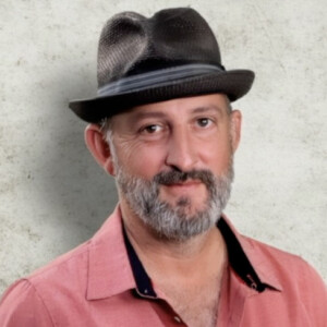 Dan Martin headshot