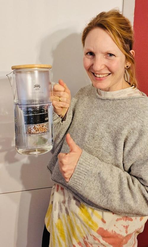 Kundenbewertung von der Wasserfilteroase über die Enya Glas-Filterkanne von Lotus Vita