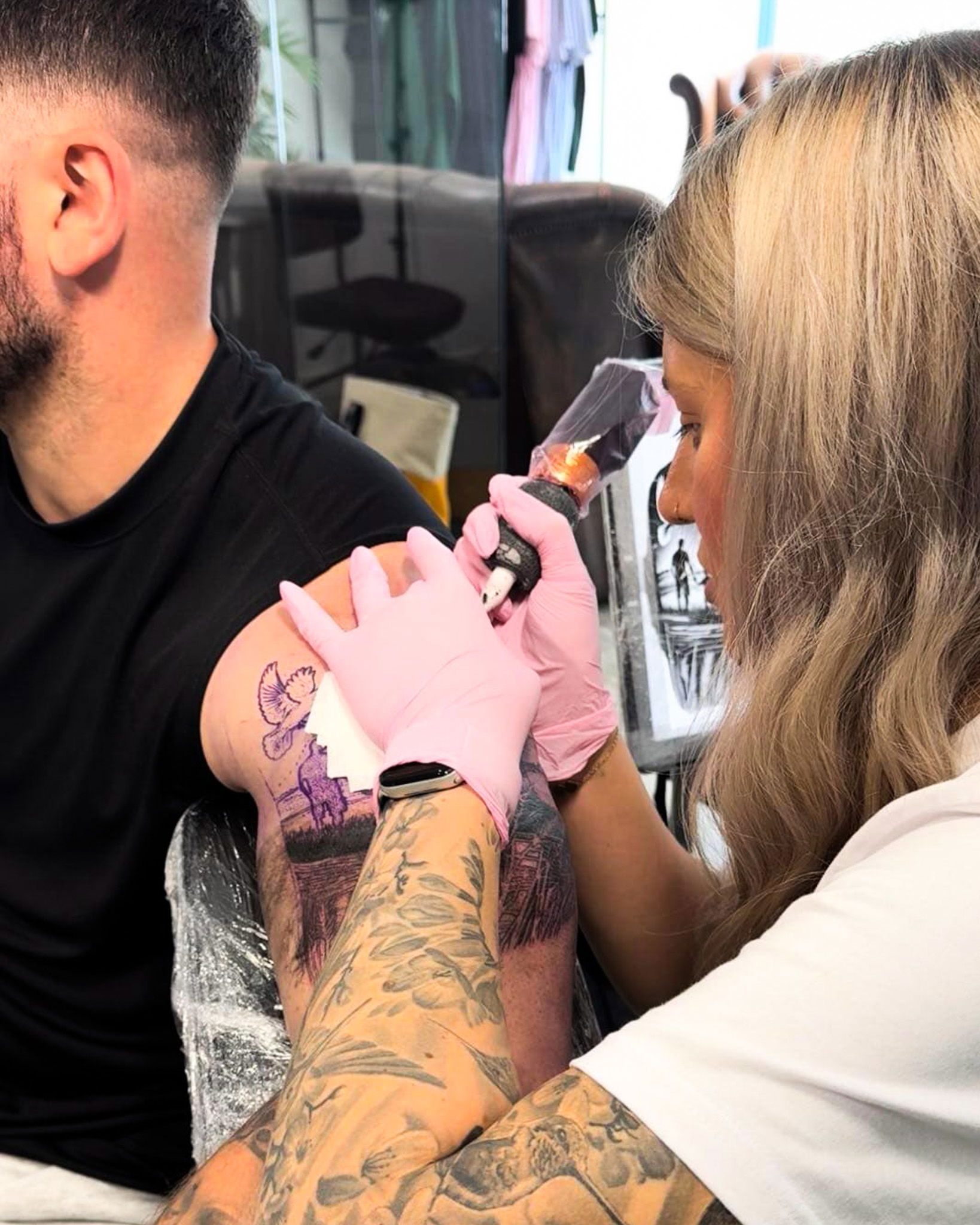 Siobhan Wilson, tattoo artist
