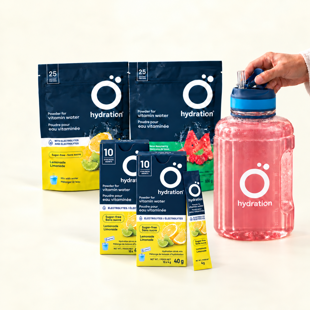 Deux sachets de poudre, une boîte de 20 sticks et la bouteille de 2,5 L incluse
