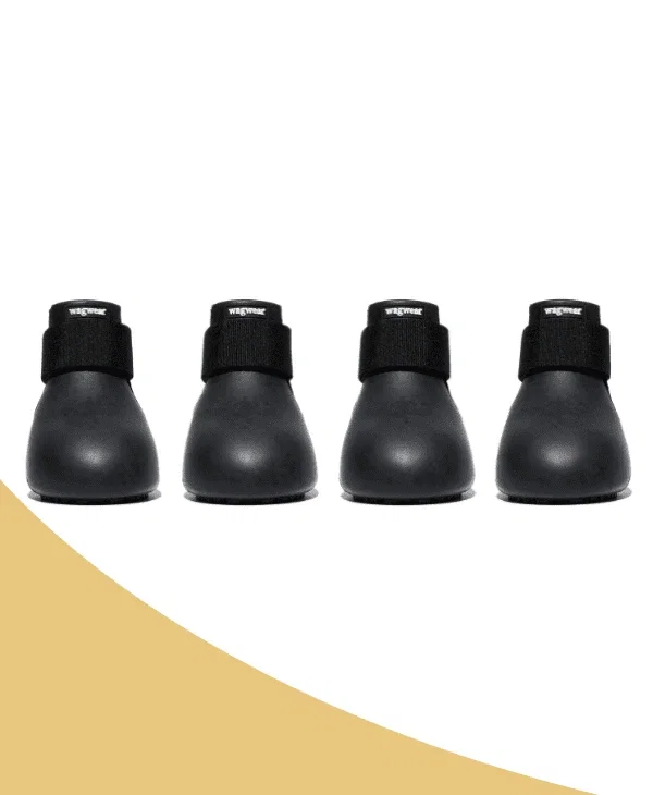 WagWear black rubber dog boots, set of four