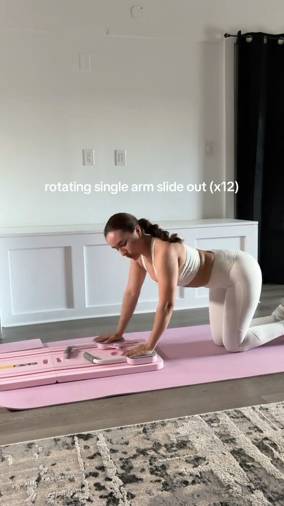 Woman doing Pilates on BonjourMUSE home board