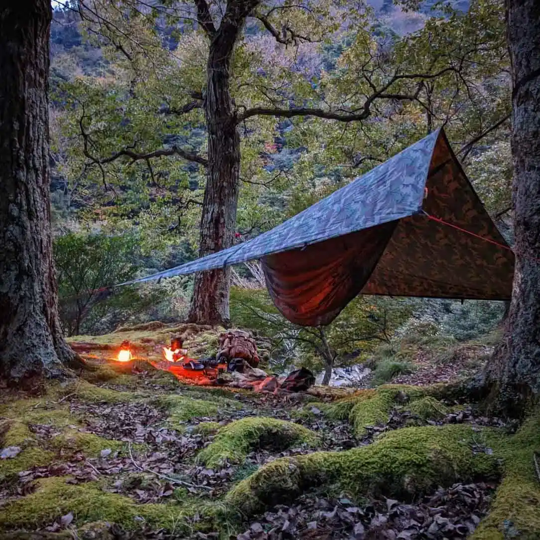 AquaQuest 迷彩 アウトドア タープ ( L) Size3m×4m