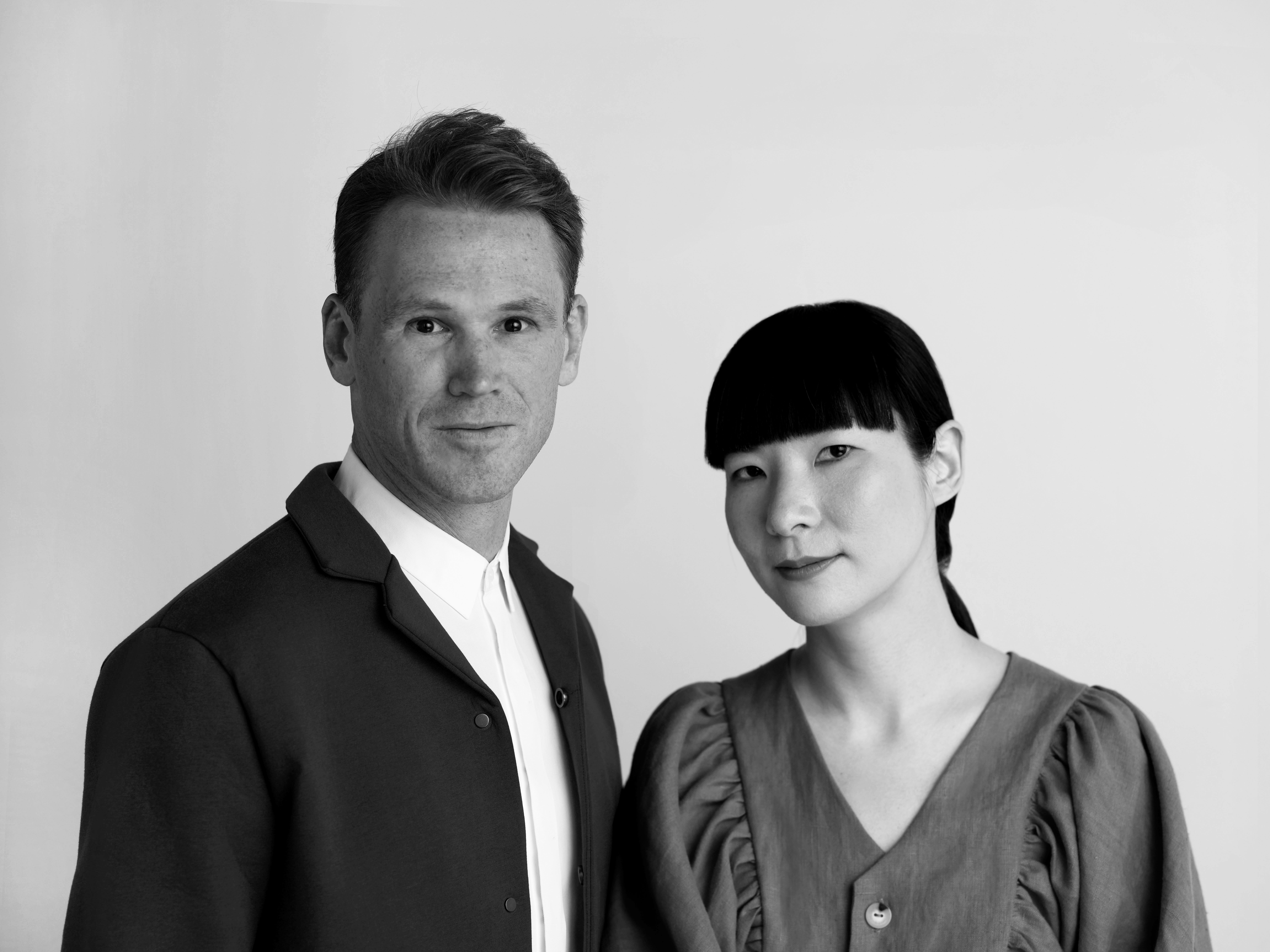 Fortune Chair by JUMBO Studios: Heller's Award Winner – Heller